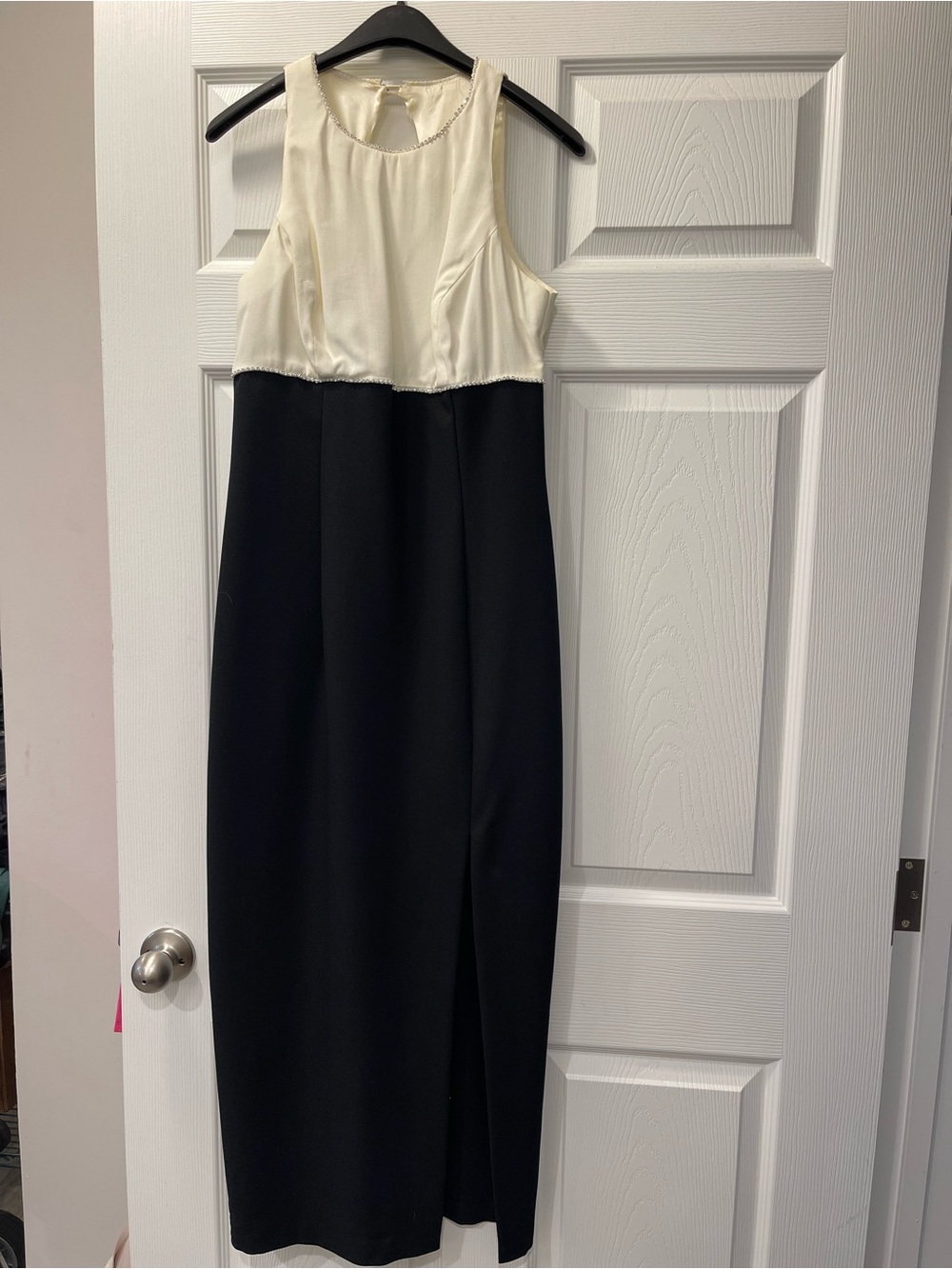 Roberta Bridal Black and Cream Sleeveless Maxi Dress